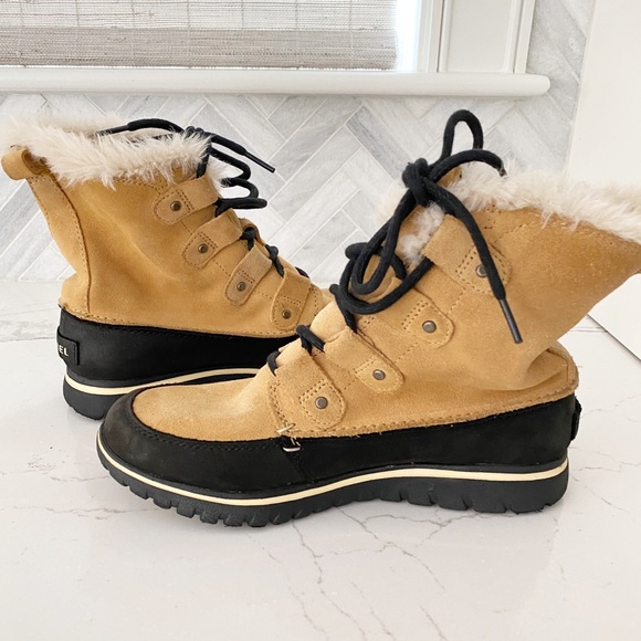 sorel cozy joan 39